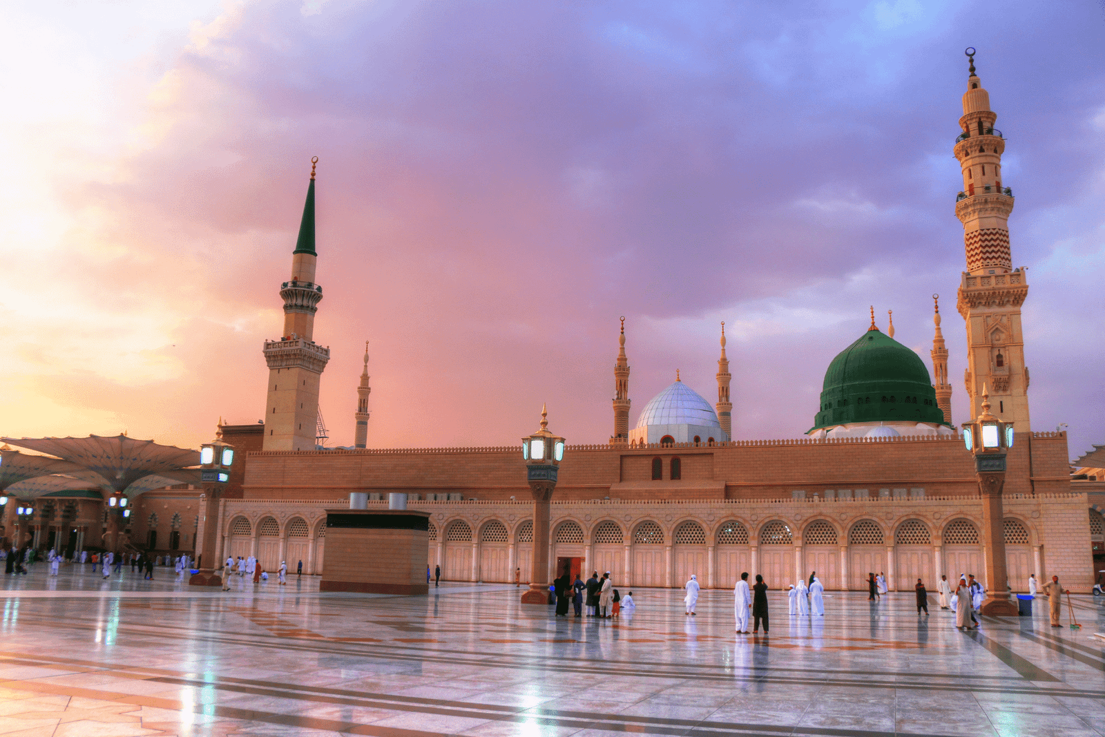 A view of the sacred mosque in Madinah
